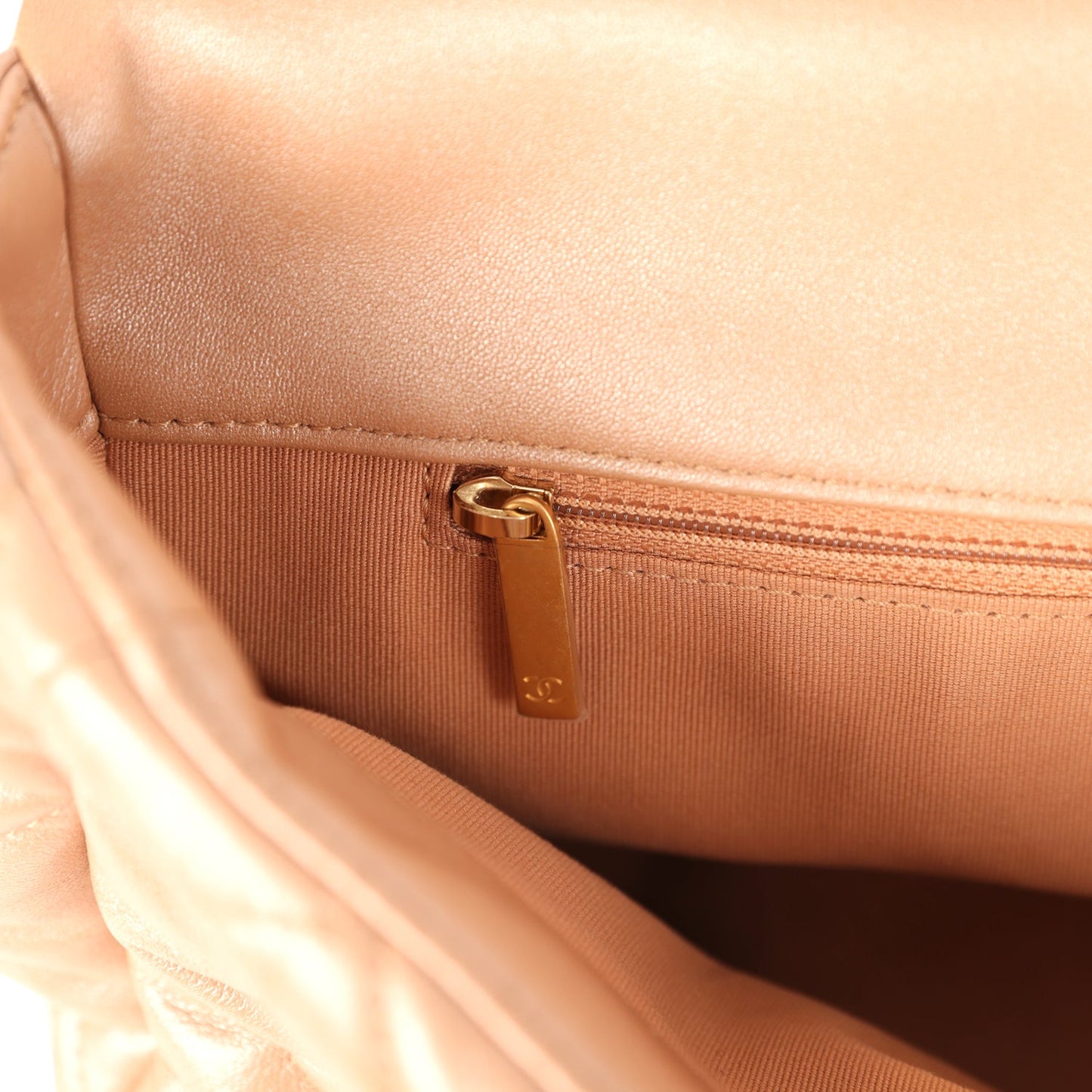 Pre-owned Chanel Large 19 Flap Bag Pearly Blush Shiny Lambskin Mixed Metal Hardware