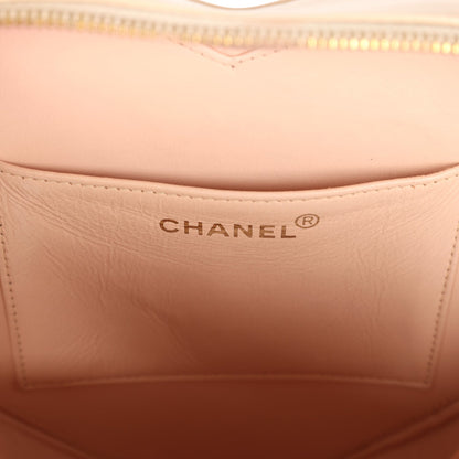 Vintage Chanel Heart Vanity Bag Beige and Black Patent Antique Gold Hardware